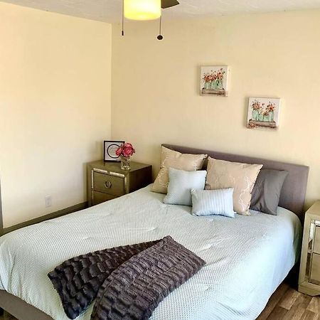 5Br Niagara Getaway Prime Location-Sleeps 10 Villa Niagara Falls Luaran gambar