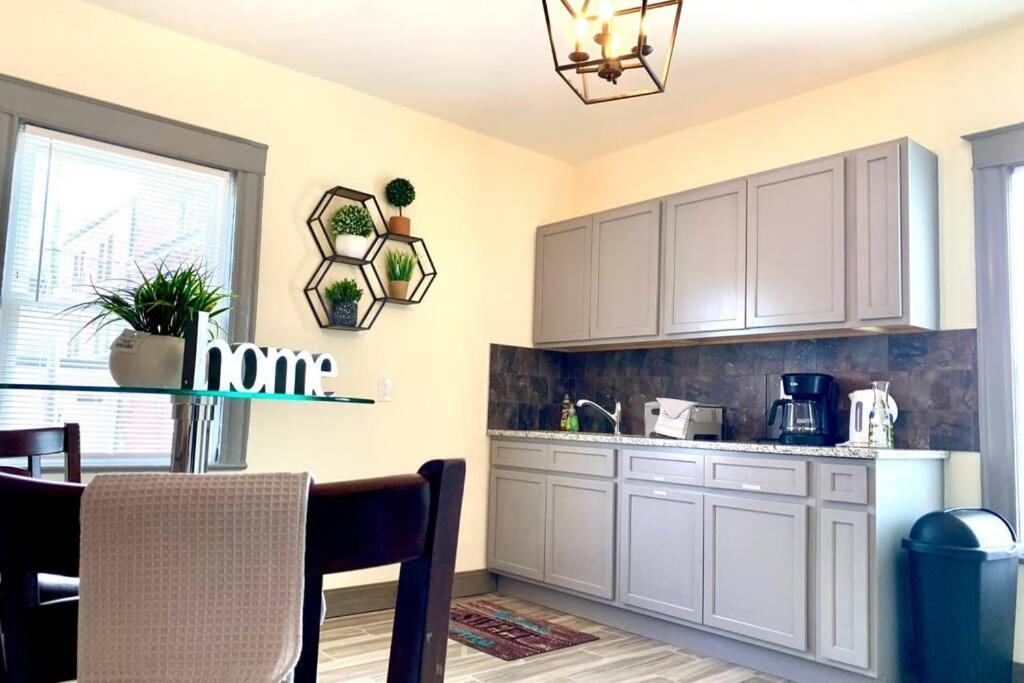 5Br Niagara Getaway Prime Location-Sleeps 10 Villa Niagara Falls Luaran gambar