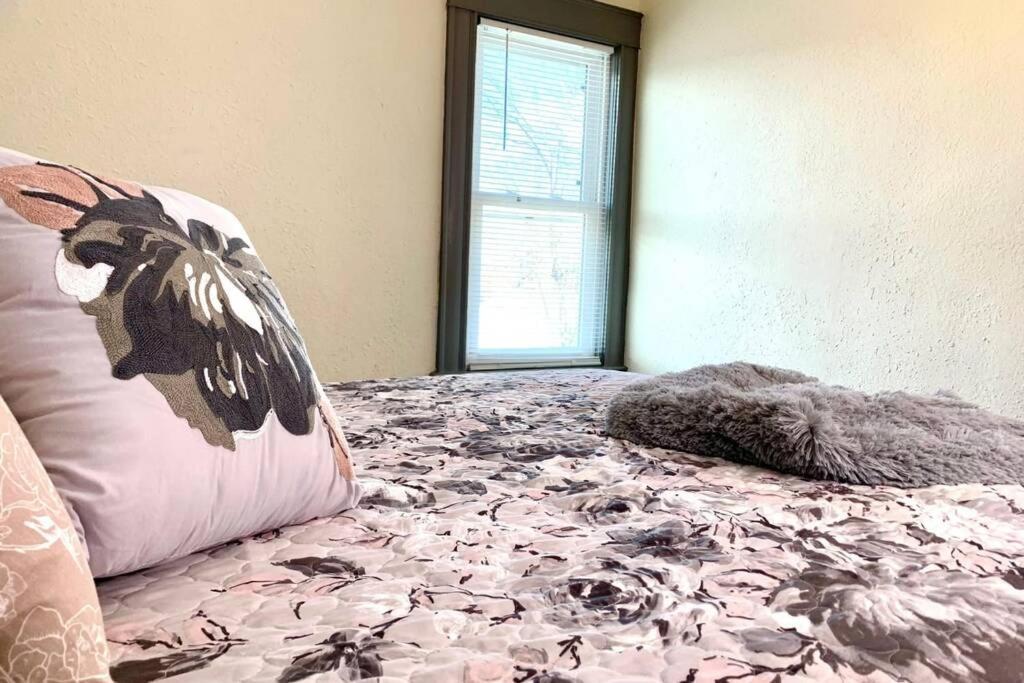 5Br Niagara Getaway Prime Location-Sleeps 10 Villa Niagara Falls Luaran gambar